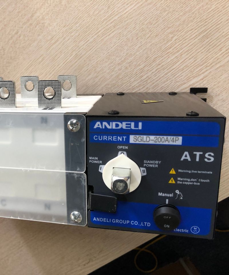 Bộ chuyển nguồn tự động ATS 200A-4P