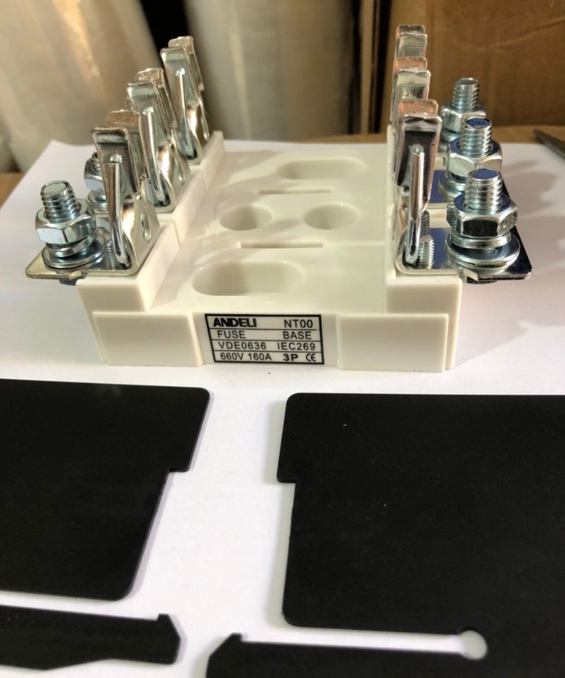 Cầu chì sứ 3 pha