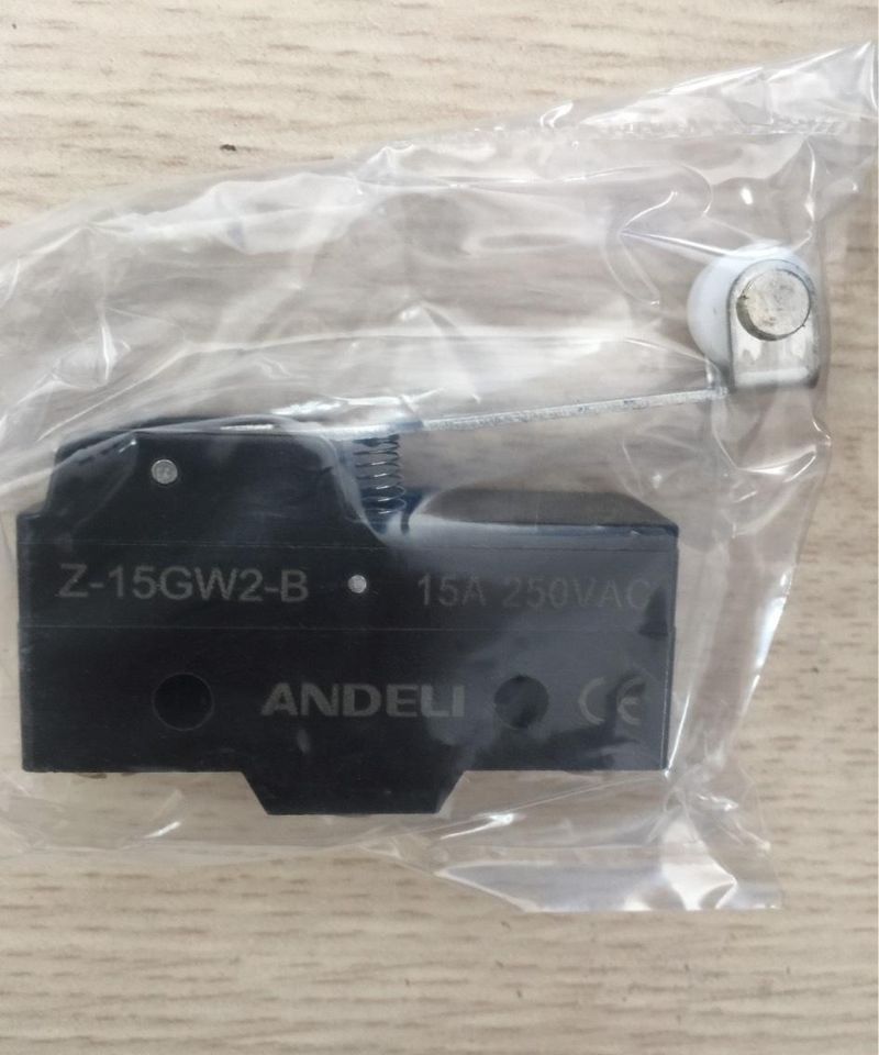 Công tắc hành trình Z-15WG2