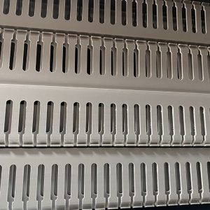 Máng nhựa đi dây điện nan to 60x60