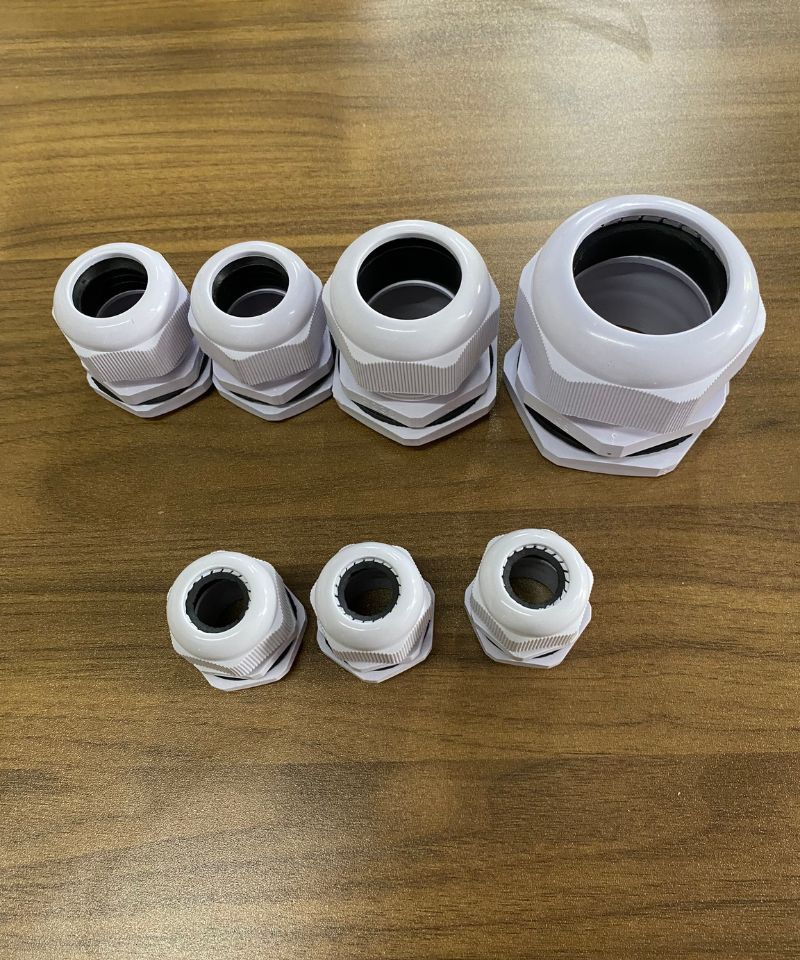 Ốc xiết cáp nhựa PG