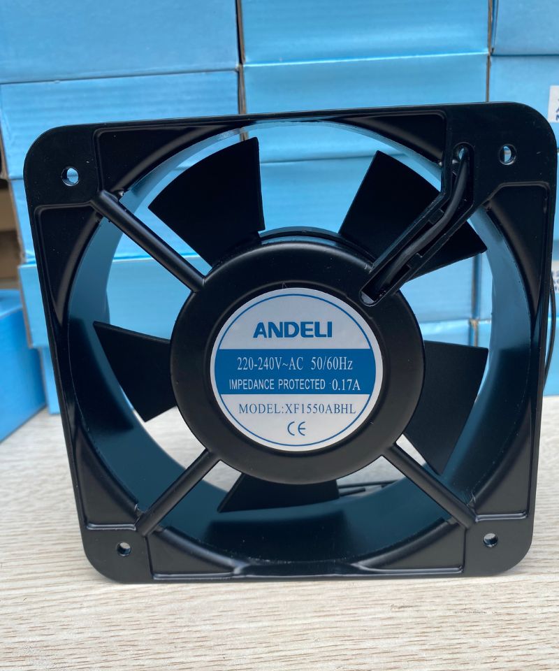 Quạt thông gió tủ điện 150×150