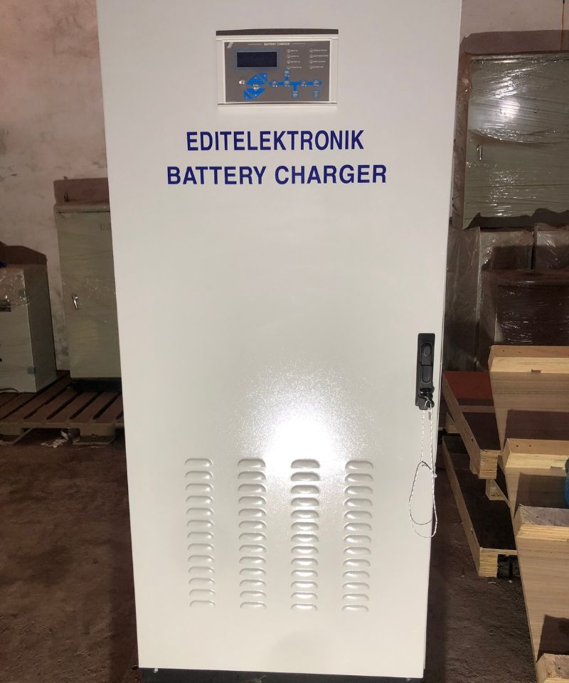 Tủ sạc ắc quy 220VDC/100A